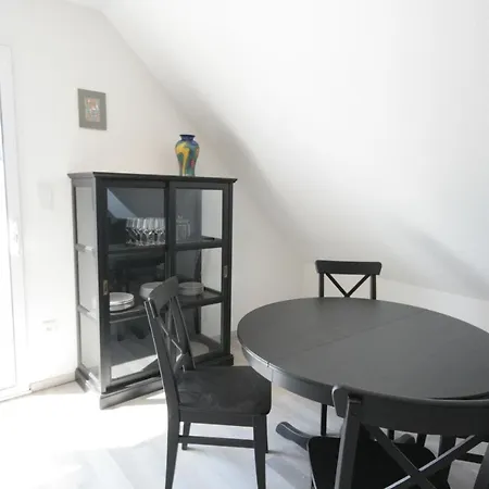 Clos Des Clarisses Avec Terrasse Et Garage アパート *